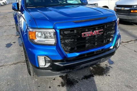 Another view of 2022 GMC Canyon Elevation for sale in Topeka, KS at Cable Dahmer of Topeka