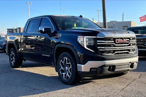 Black 2022 GMC Sierra 1500 SLT for sale in Topeka, KS
