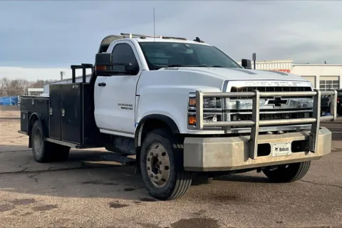 White 2019 Chevrolet Silverado 4500 HD Work Truck for sale in Topeka, KS