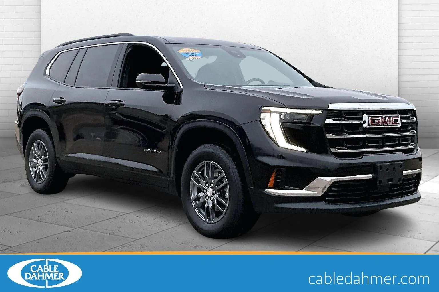 2025 GMC Acadia Base's photo