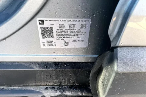 More photos of 2025 Chevrolet Equinox LT at Cable Dahmer of Topeka, KS