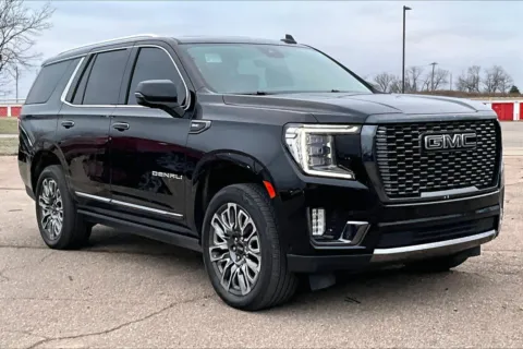 Black 2023 GMC Yukon Denali Ultimate for sale in Topeka, KS