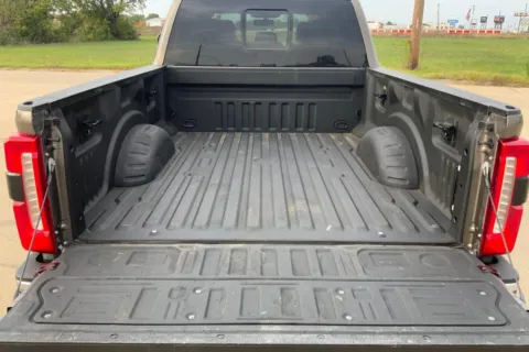 More photos of 2023 Ford Super Duty F-250 SRW LARIAT at Cable Dahmer of Topeka, KS