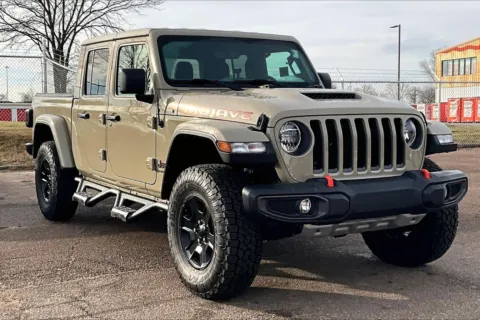Unknown 2022 Jeep Gladiator Mojave for sale in Topeka, KS