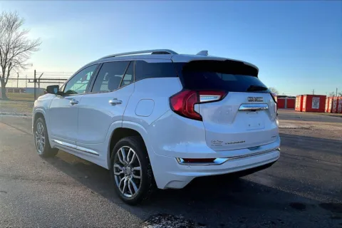 More photos of 2022 GMC Terrain Denali at Cable Dahmer of Topeka, KS