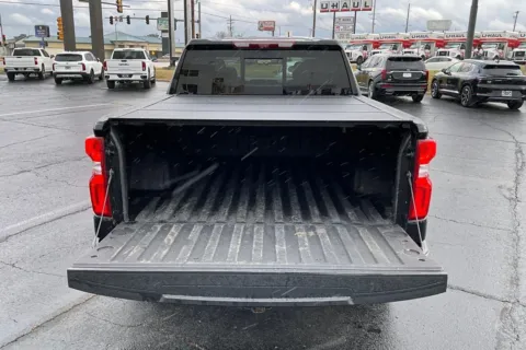 More photos of 2022 Chevrolet Silverado 1500 LTZ at Cable Dahmer of Topeka, KS