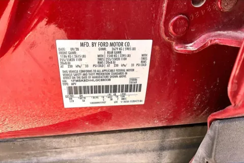 More photos of 2020 Ford Explorer XLT at Cable Dahmer of Topeka, KS