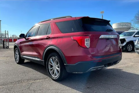 More photos of 2020 Ford Explorer XLT at Cable Dahmer of Topeka, KS