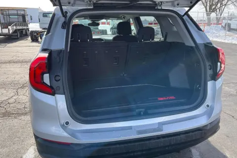 More photos of 2020 GMC Terrain SLE at Cable Dahmer of Topeka, KS