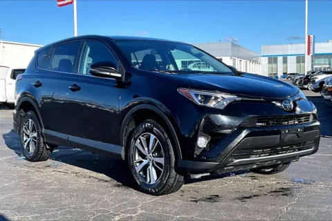Black 2018 Toyota RAV4 XLE for sale in Topeka, KS