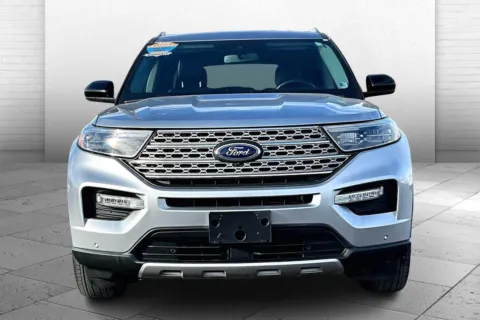 Photos of 2023 Ford Explorer Limited for sale in Topeka, KS at Cable Dahmer of Topeka