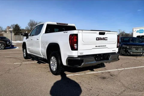 More photos of 2022 GMC Sierra 1500 Limited SLE at Cable Dahmer of Topeka, KS