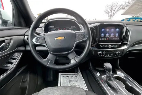More photos of 2023 Chevrolet Traverse LT Cloth at Cable Dahmer of Topeka, KS