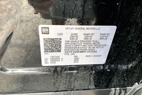 More photos of 2024 Cadillac XT4 Premium Luxury at Cable Dahmer of Topeka, KS