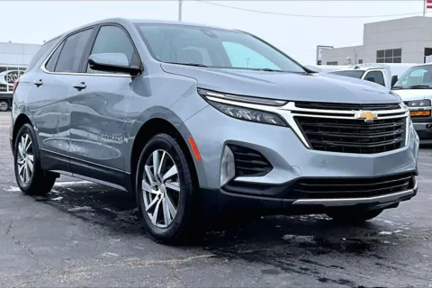 Gray 2024 Chevrolet Equinox LT for sale in Topeka, KS