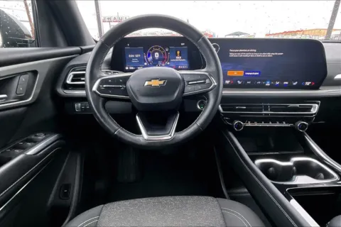 More photos of 2024 Chevrolet Traverse LT at Cable Dahmer of Topeka, KS