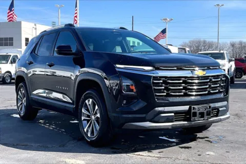 Black 2025 Chevrolet Equinox LT for sale in Topeka, KS