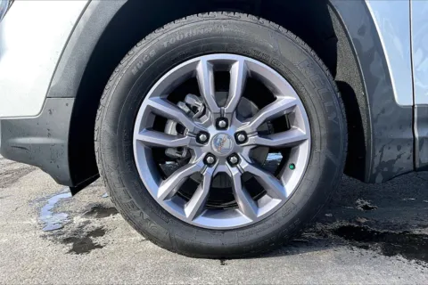 Photos of 2022 GMC Terrain SLT for sale in Topeka, KS at Cable Dahmer of Topeka