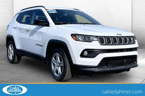 White 2024 Jeep Compass Latitude for sale in Topeka, KS