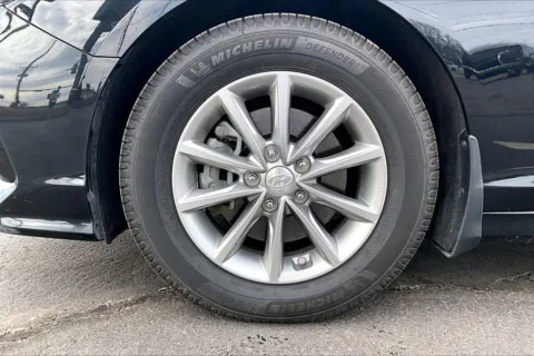 Photos of 2018 Hyundai Sonata SE for sale in Topeka, KS at Cable Dahmer of Topeka