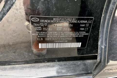 More photos of 2018 Hyundai Sonata SE at Cable Dahmer of Topeka, KS