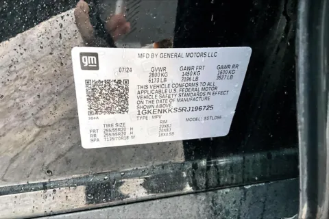 More photos of 2024 GMC Acadia Elevation at Cable Dahmer of Topeka, KS