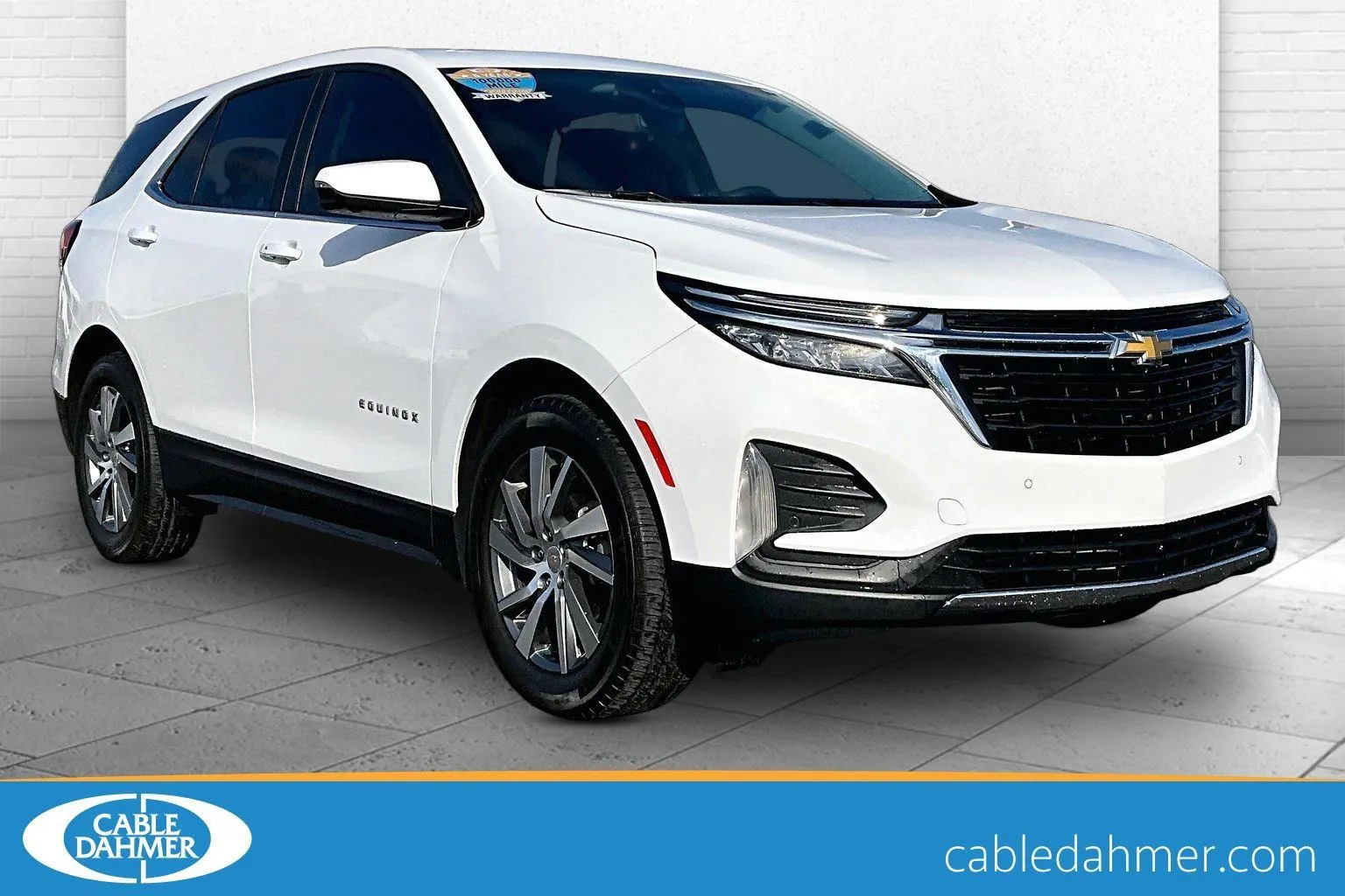 White 2024 Chevrolet Equinox LT for sale in Topeka, KS