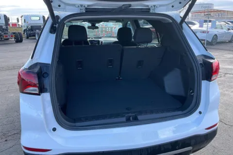 More photos of 2024 Chevrolet Equinox LT at Cable Dahmer of Topeka, KS