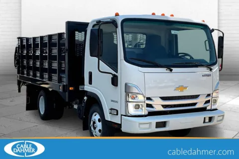 White 2025 Chevrolet 3500 HG LCF Gas for sale in Topeka, KS