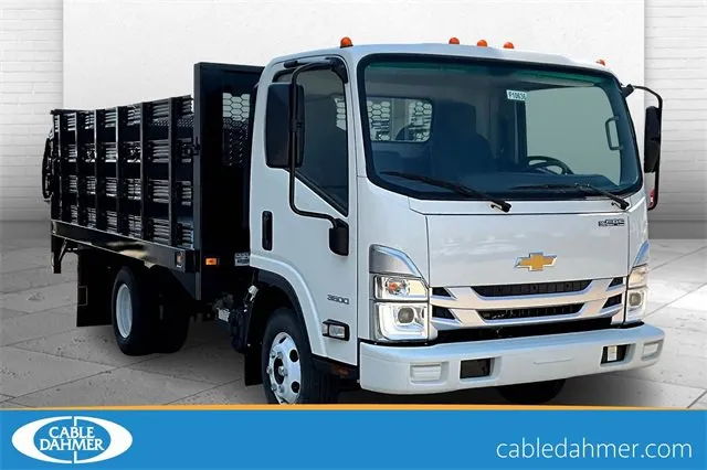 White 2025 Chevrolet Low Cab Forward 3500 for sale in Topeka, KS