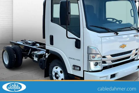 White 2025 Chevrolet 3500 HG LCF Gas for sale in Topeka, KS
