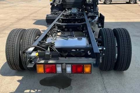More photos of 2025 Chevrolet 4500 XD LCF Diesel at Cable Dahmer of Topeka, KS
