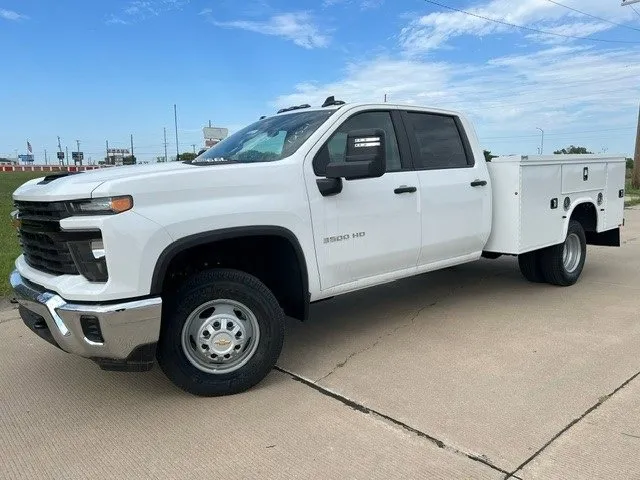 2024 Chevrolet Silverado 3500 HD Chassis Cab Work Truck for sale in Topeka, KS