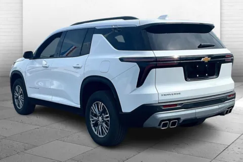 Another view of 2025 Chevrolet Traverse FWD LT for sale in Topeka, KS at Cable Dahmer of Topeka