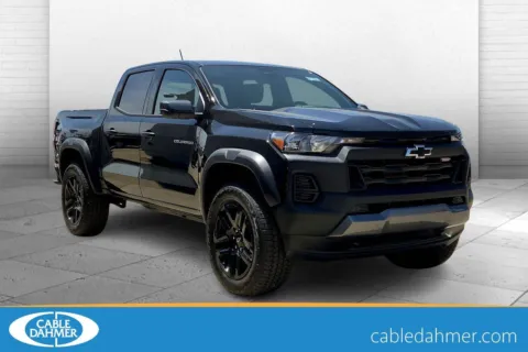Black 2025 Chevrolet Colorado 4WD Trail Boss for sale in Topeka, KS
