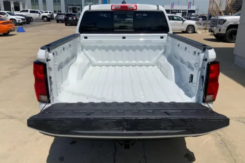 More photos of 2025 Chevrolet Colorado Z71 at Cable Dahmer of Topeka, KS