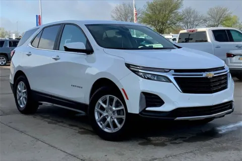 White 2023 Chevrolet Equinox LT for sale in Topeka, KS