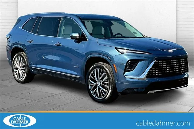2025 Buick Enclave Avenir for sale in Topeka, KS