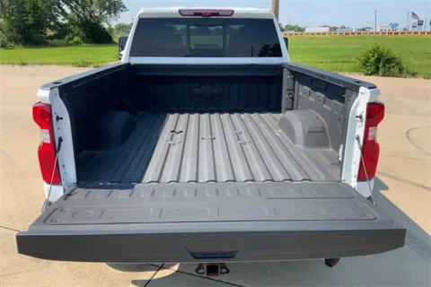 More photos of 2022 Chevrolet Silverado 2500 HD LTZ at Cable Dahmer of Topeka, KS