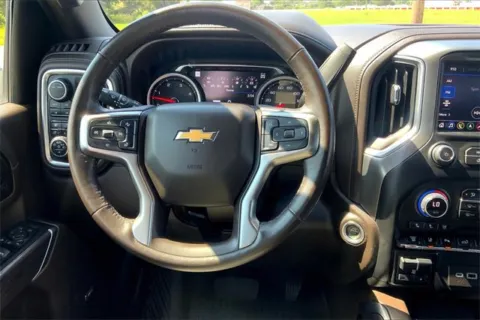More photos of 2022 Chevrolet Silverado 2500 HD LTZ at Cable Dahmer of Topeka, KS