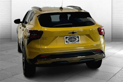 More photos of 2025 Chevrolet Trax ACTIV at Cable Dahmer of Topeka, KS