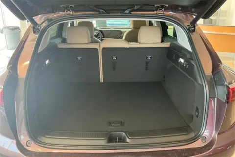 More photos of 2025 Buick Envision Preferred at Cable Dahmer of Topeka, KS