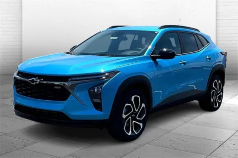 Photos of 2025 Chevrolet Trax 2RS for sale in Topeka, KS at Cable Dahmer of Topeka