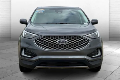 Photos of 2024 Ford Edge SEL for sale in Topeka, KS at Cable Dahmer of Topeka