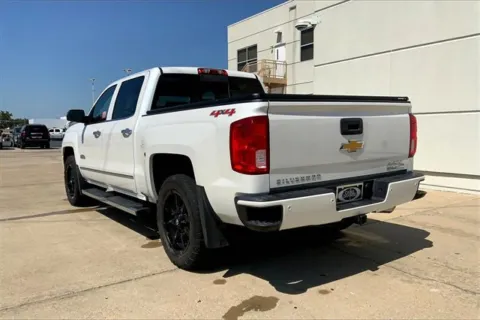 More photos of 2016 Chevrolet Silverado 1500 High Country at Cable Dahmer of Topeka, KS