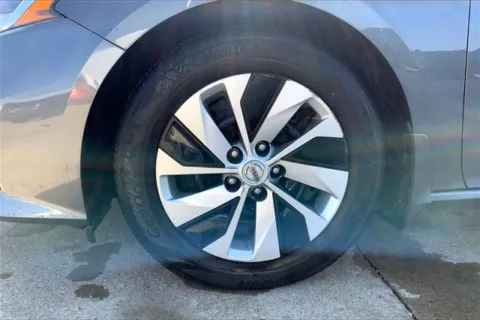 Photos of 2019 Nissan Altima 2.5 S for sale in Topeka, KS at Cable Dahmer of Topeka