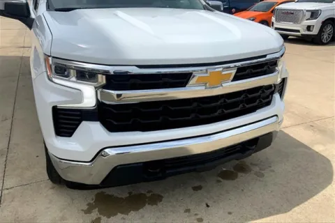 Another view of 2023 Chevrolet Silverado 1500 LT for sale in Topeka, KS at Cable Dahmer of Topeka