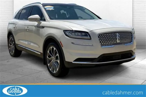 White 2021 Lincoln Nautilus Reserve for sale in Topeka, KS