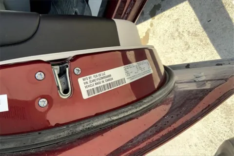 More photos of 2021 Chrysler Pacifica Touring at Cable Dahmer of Topeka, KS