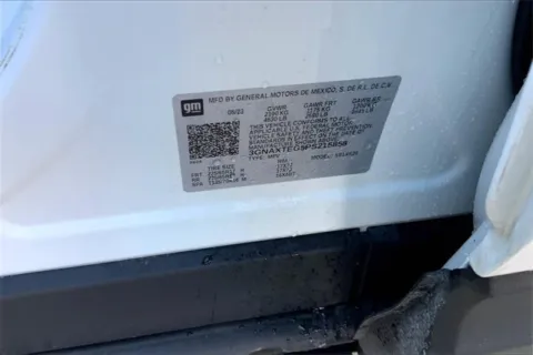 More photos of 2023 Chevrolet Equinox LT at Cable Dahmer of Topeka, KS